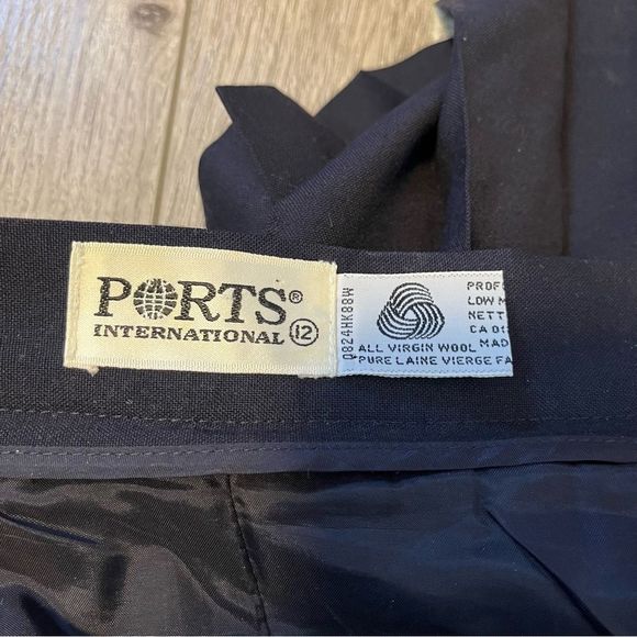 Vintage Pleated 100% Virgin Wool Midi Skirt Fully Lined Medium size Navy blue - Picture 5 of 6